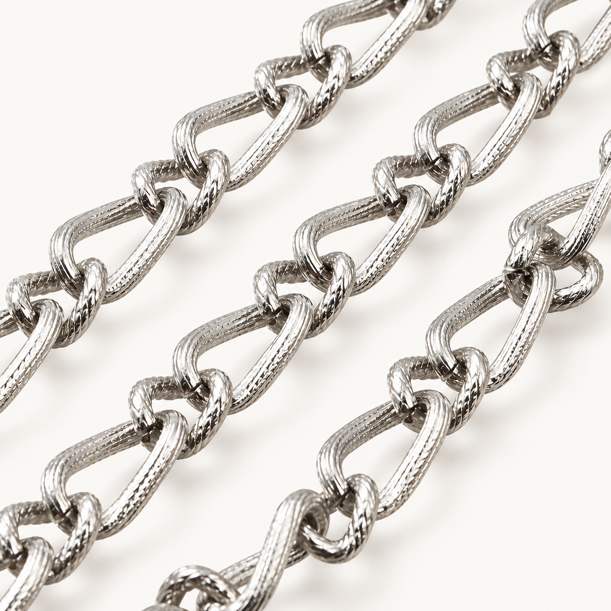 Twisted Textured Curb Chain – 10x8mm & 14.5x8mm Alternating Links