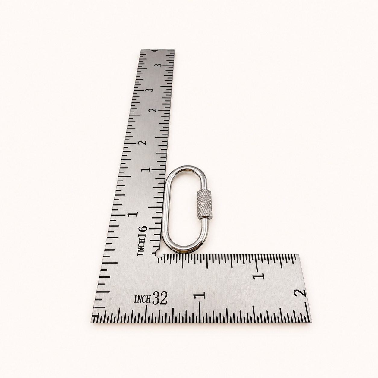 26mm Stainless Steel Oval Textured Screw Carabiner – Gold & Silver Finishes