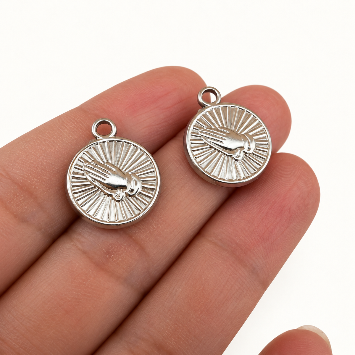 Praying Hands Medallion Charm – 19mm