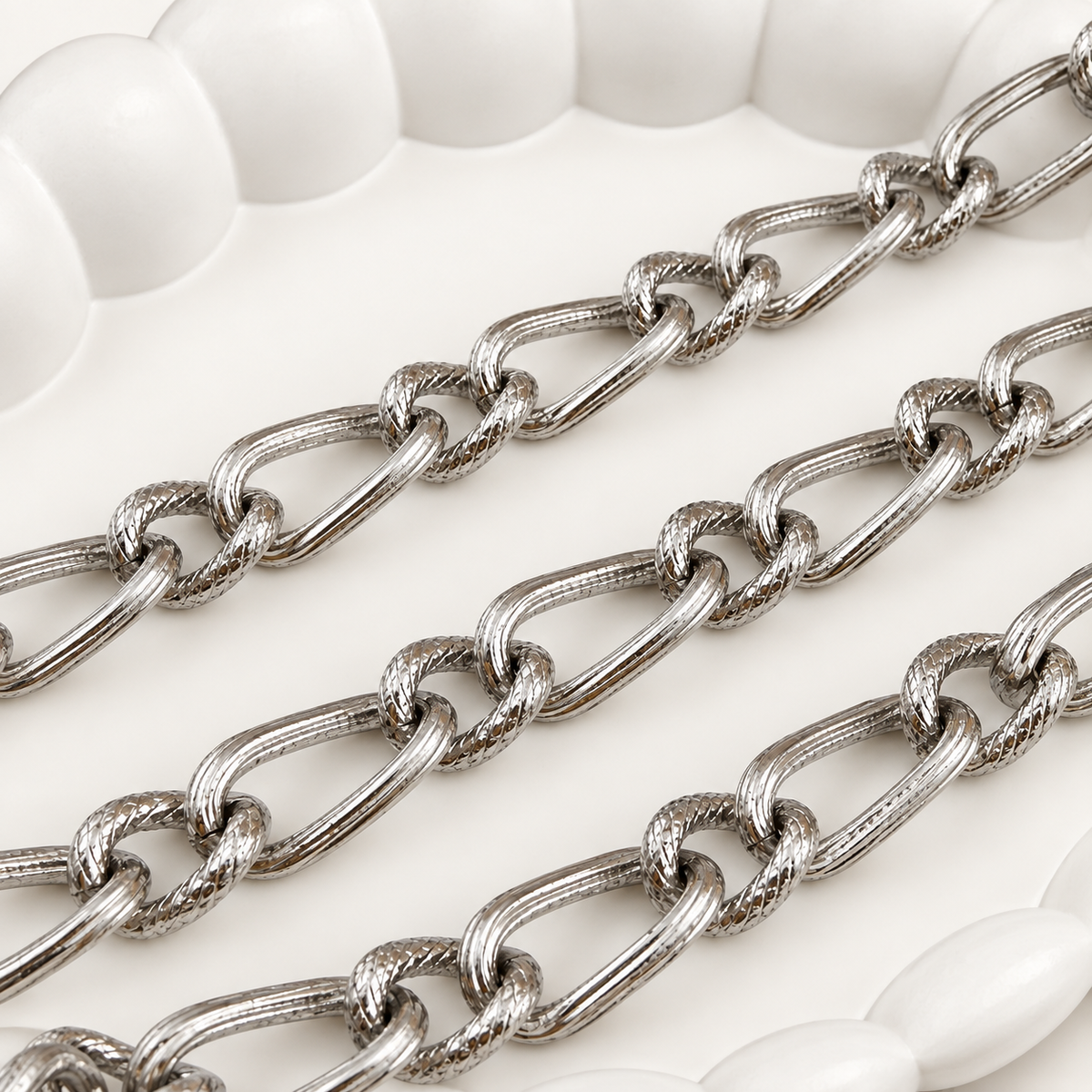 Twisted Textured Curb Chain – 10x8mm & 14.5x8mm Alternating Links