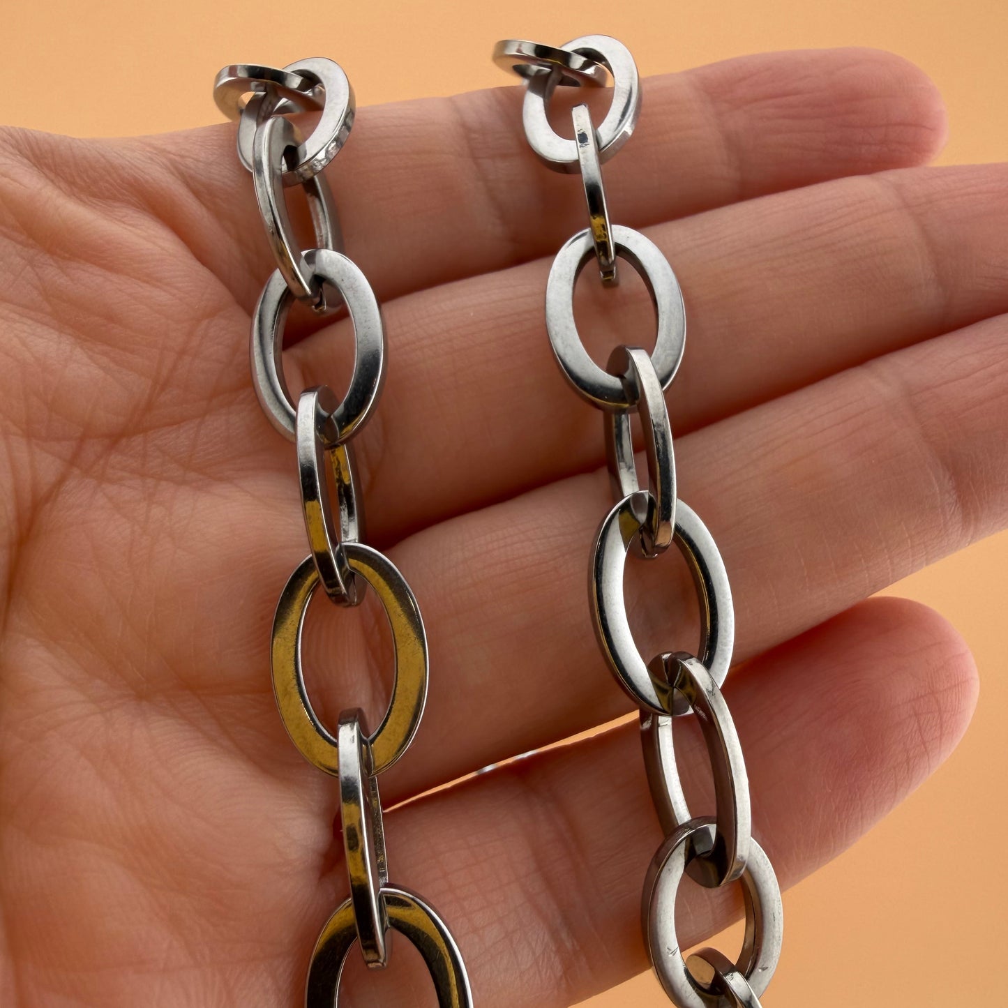 Smoky Silver Oval Statement Chain – 15x10mm