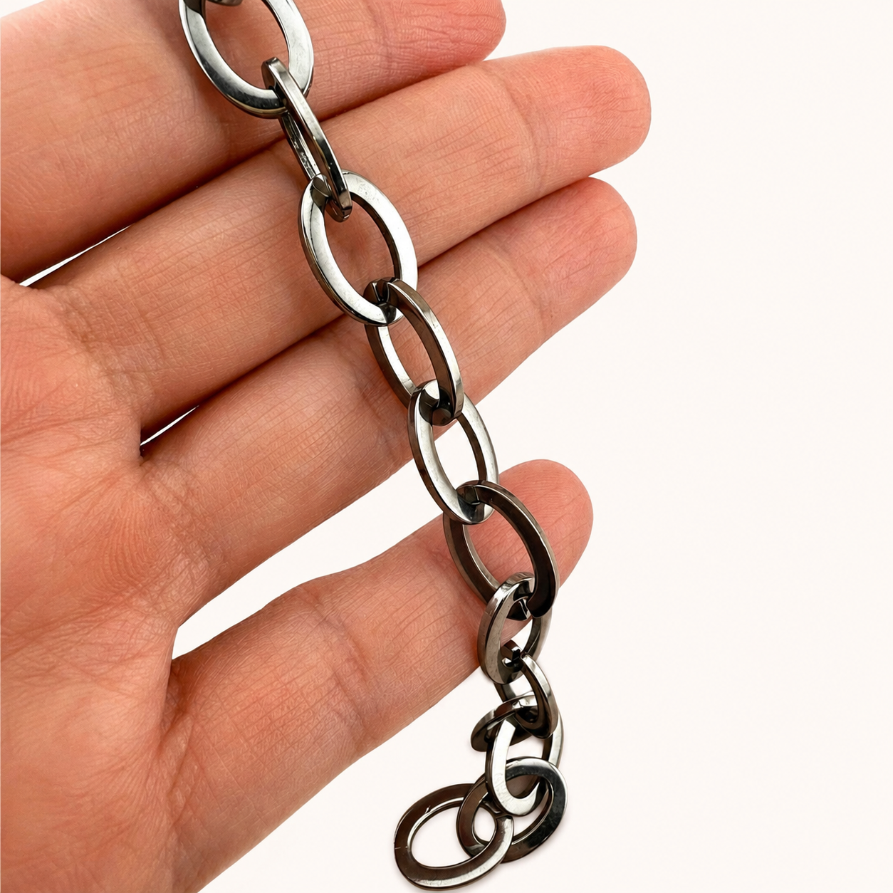 Smoky Silver Oval Statement Chain – 15x10mm