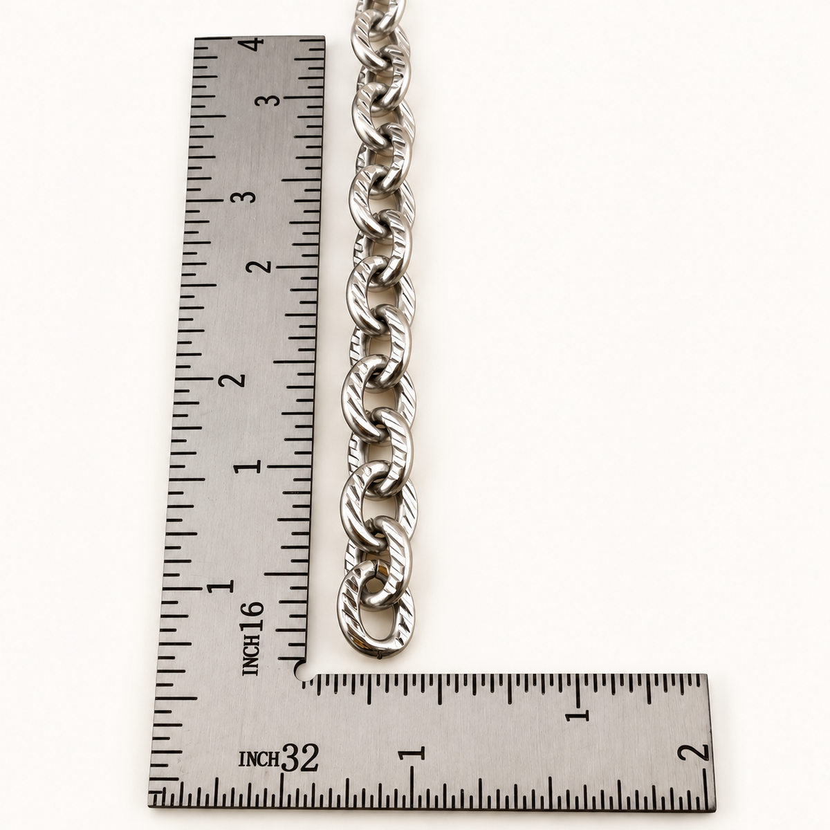 Chunky Carved Chain – 10.5x8mm