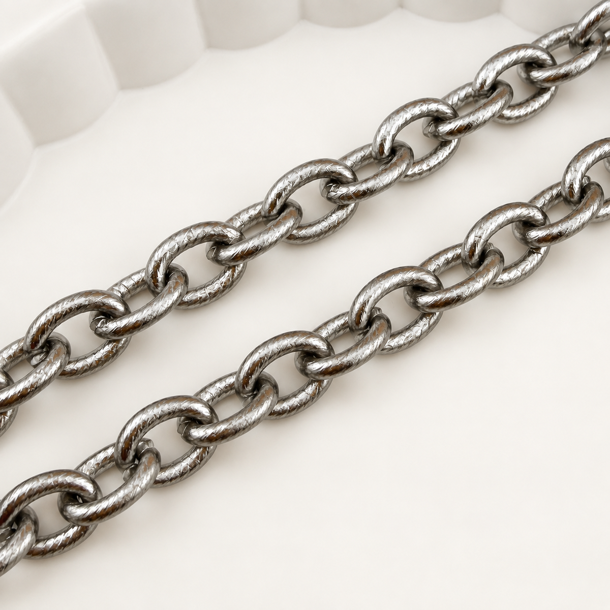 Chunky Heavy Duty Textured Chain – 10.5x7.5mm