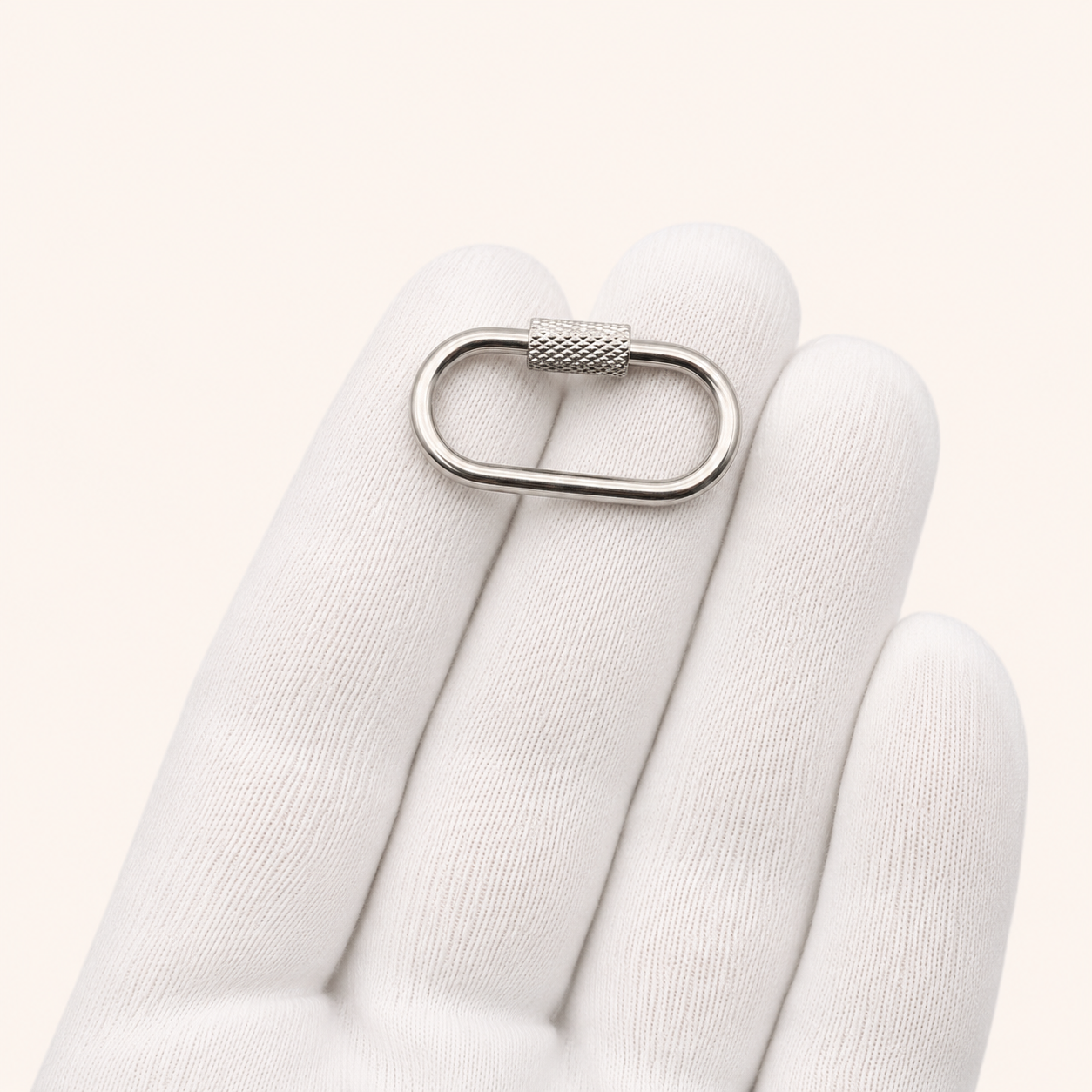 26mm Stainless Steel Oval Textured Screw Carabiner – Gold & Silver Finishes