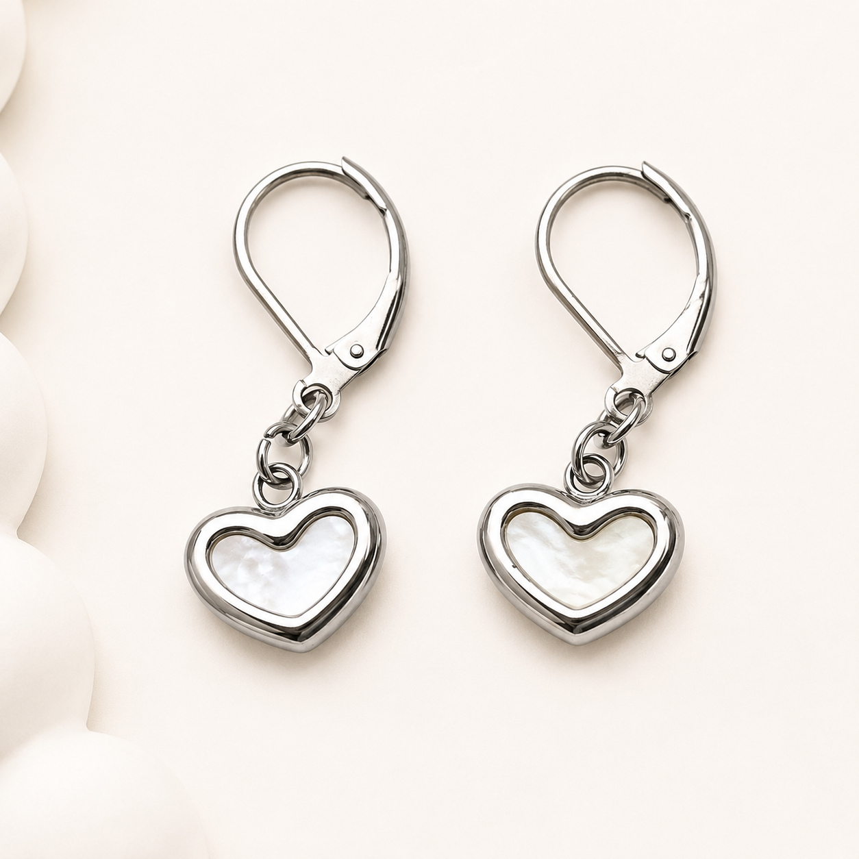 Shell Heart Charm -11mm