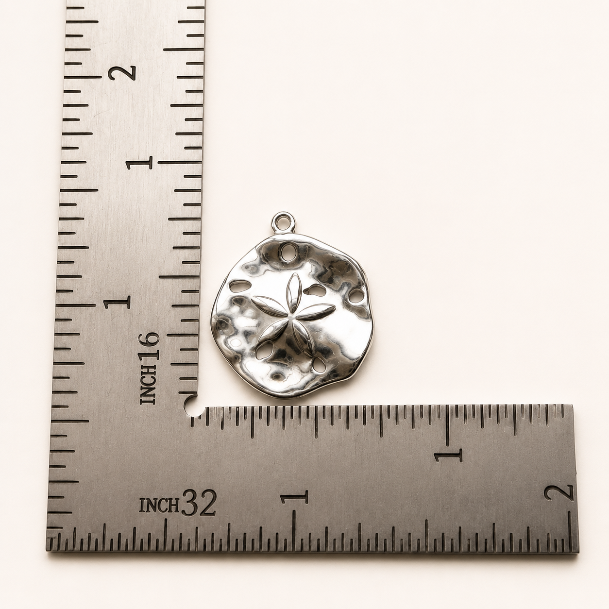 20mm Sand Dollar Charm