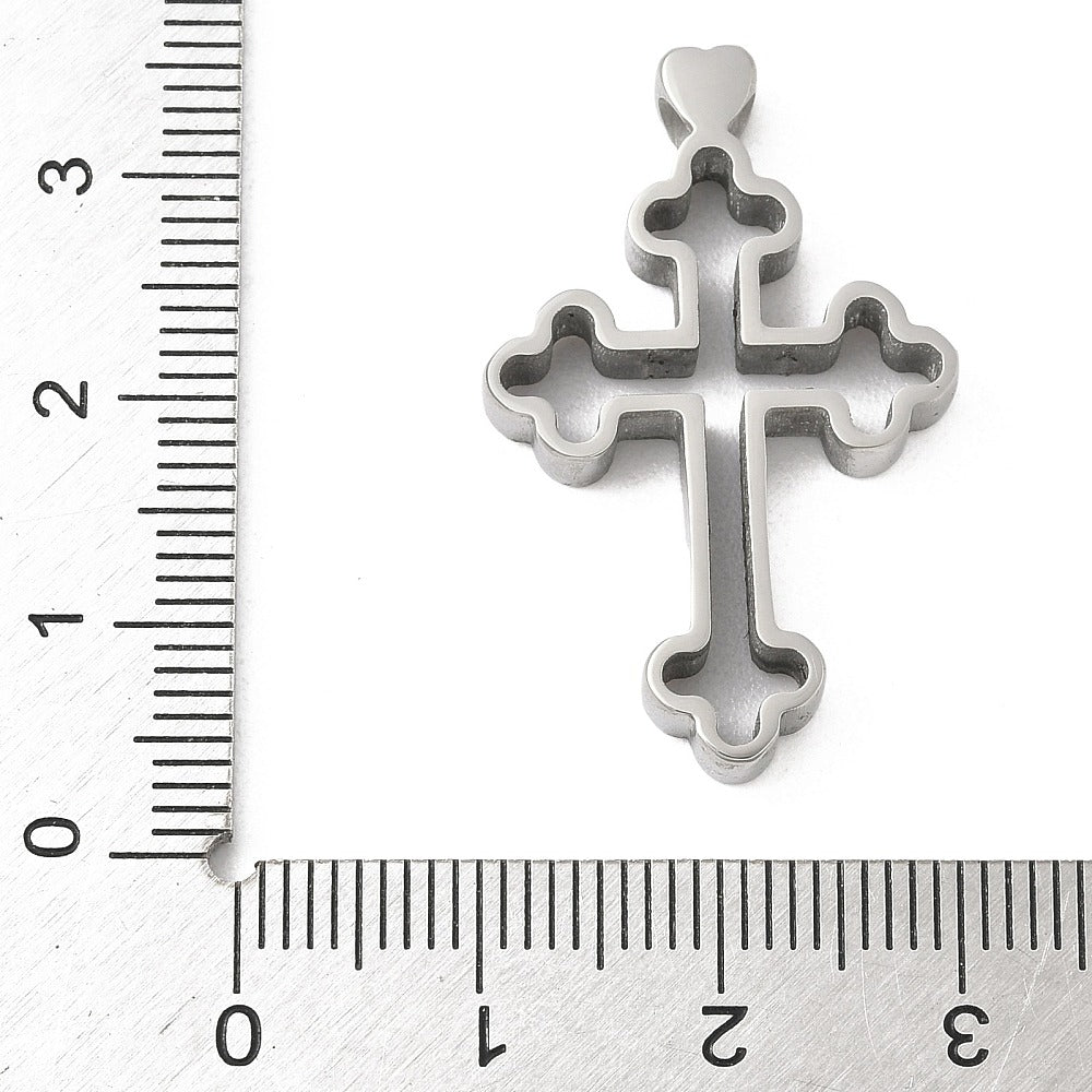 Heritage Cross Pendant – 32x20mm