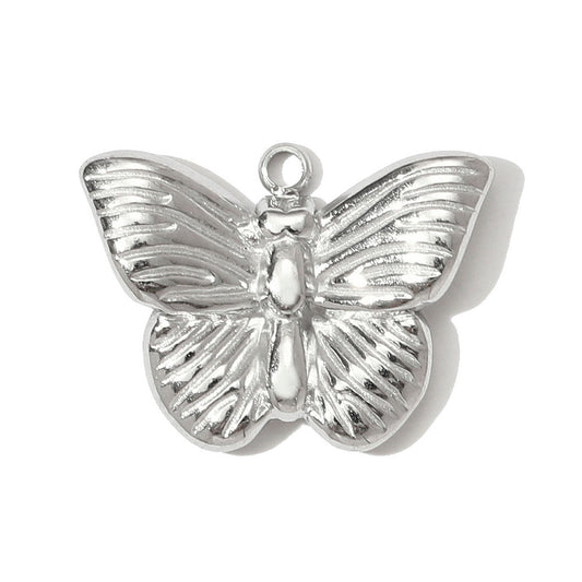 Luna Butterfly Pendant – 18 x 13mm